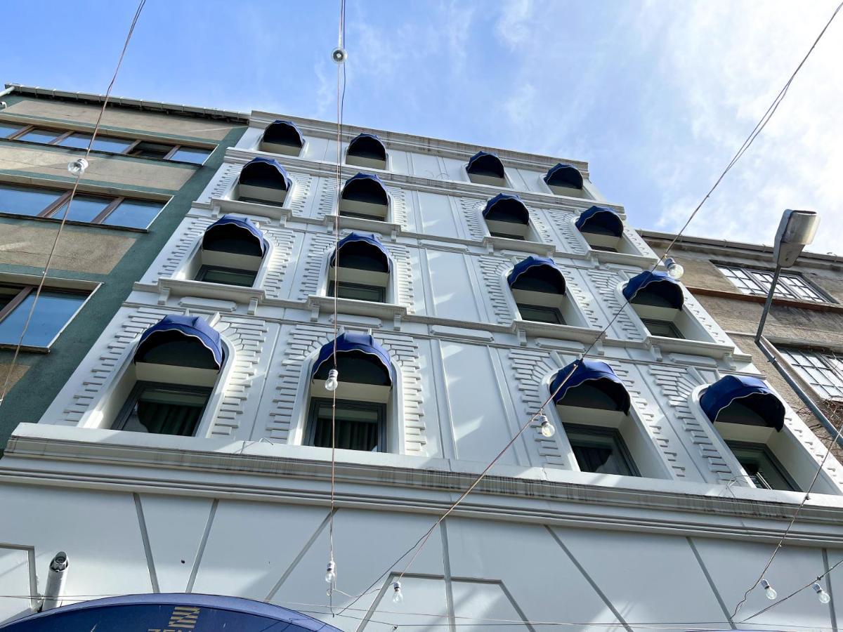 Otel Zeno *